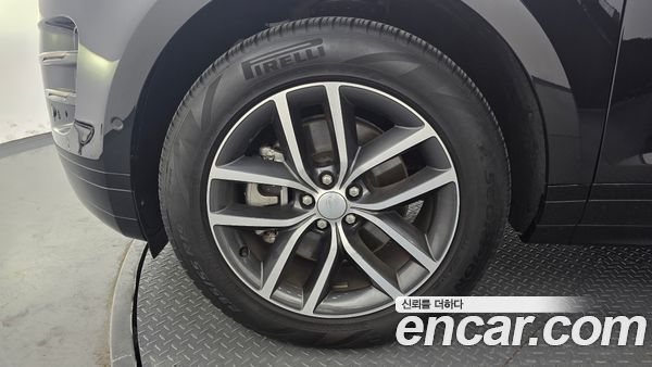 Land Rover Range Rover Evoque 2025, фото 5