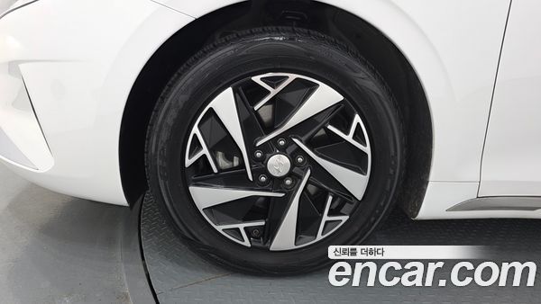Hyundai Grandeur 2023, фото 5