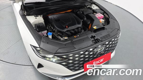 Hyundai Grandeur 2023, фото 6