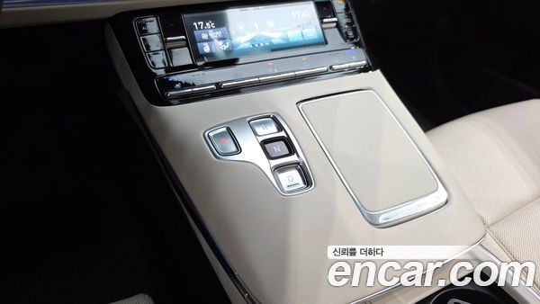 Hyundai Grandeur 2023, фото 9