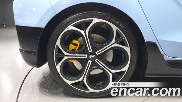 Hyundai Veloster 2021, фото 5