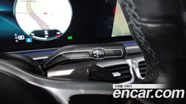 Mercedes-Benz GLE 2021, фото 9