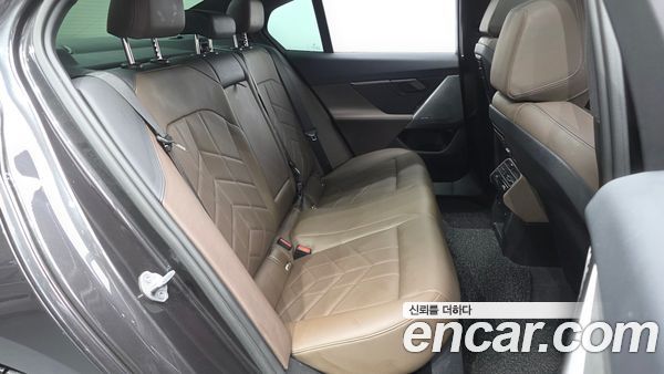 BMW 5 Series 2024, фото 12