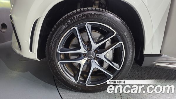 Mercedes-Benz GLE 2021, фото 5