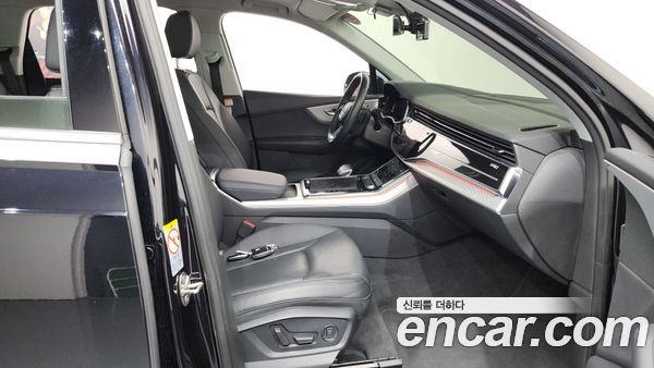 Audi Q7 2021, фото 16
