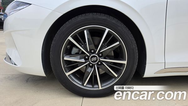 Hyundai Grandeur 2022, фото 5