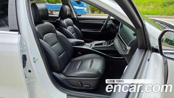 Hyundai Grandeur 2022, фото 16