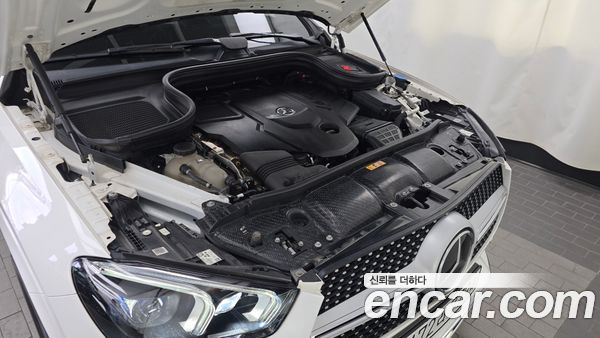 Mercedes-Benz GLE 2021, фото 6