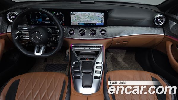 Mercedes-Benz AMG GT 2023, фото 9