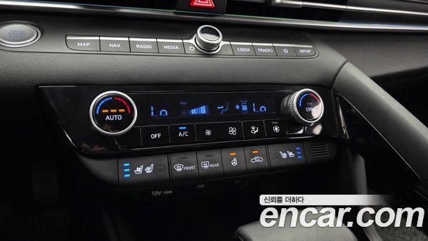 Hyundai Elantra 2021, фото 23