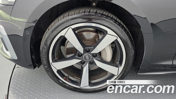 Audi A5 2023, фото 5