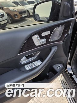 Mercedes-Benz GLE 2021, фото 6