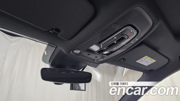 Audi e-tron 2020, фото 24