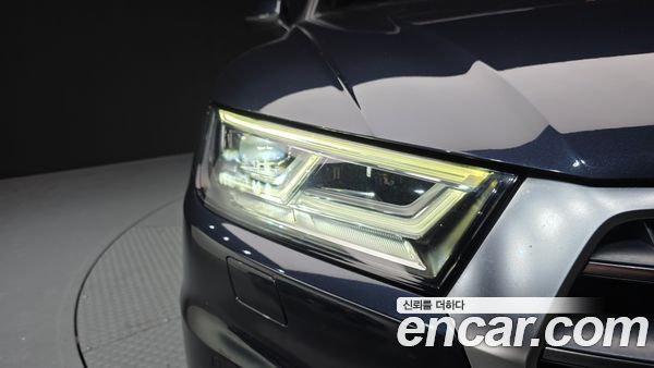 Audi Q5 2020, фото 8