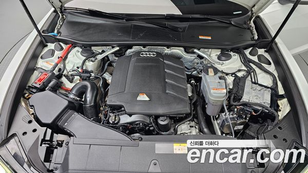 Audi A6 2021, фото 6