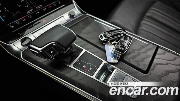 Audi A6 2021, фото 12