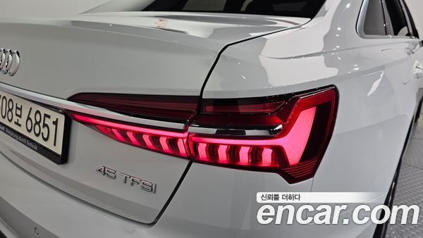Audi A6 2021, фото 9