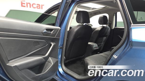 Volkswagen Jetta 2021, фото 15