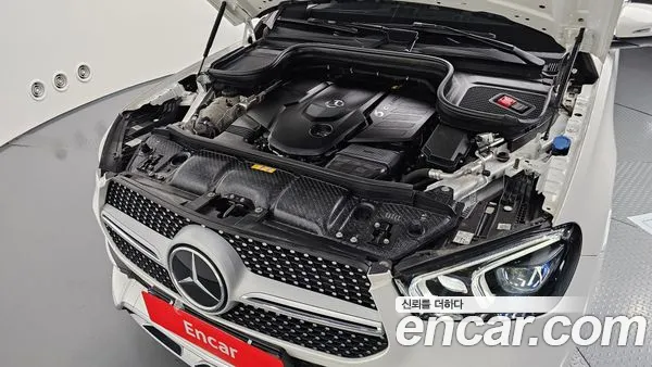 Mercedes-Benz GLE 2023, фото 6