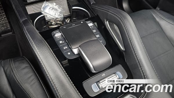 Mercedes-Benz GLE 2023, фото 29