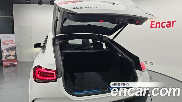 Mercedes-Benz GLE 2023, фото 33