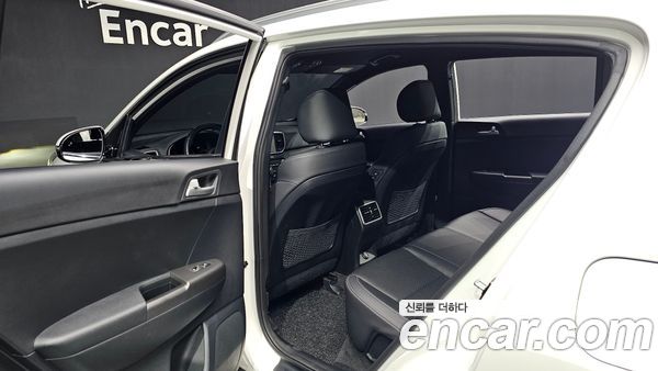 Kia Sportage 2022, фото 17