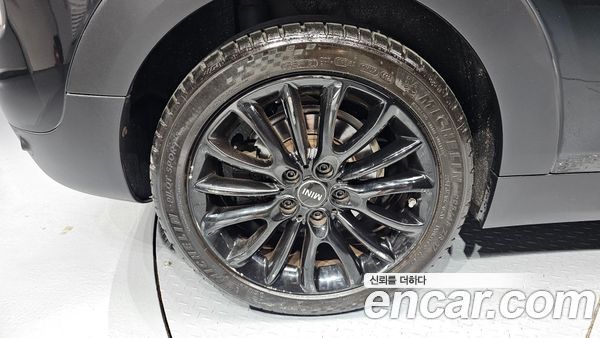 MINI CLUBMAN 2023, фото 5
