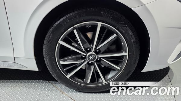 Hyundai Grandeur 2022, фото 5