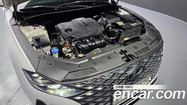 Hyundai Grandeur 2022, фото 6