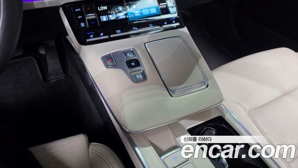 Hyundai Grandeur 2022, фото 9