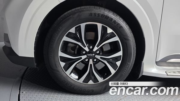 Kia Carnival 2022, фото 5