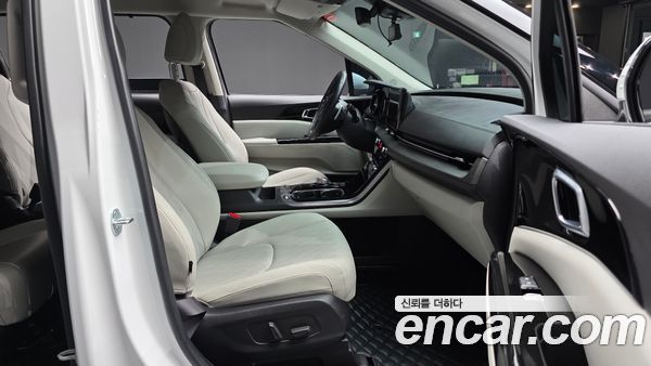 Kia Carnival 2022, фото 16
