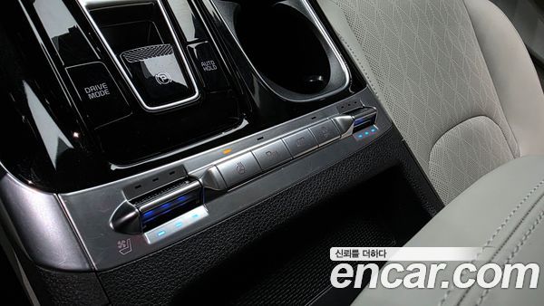 Kia Carnival 2022, фото 32
