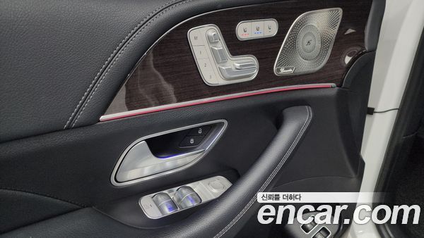 Mercedes-Benz GLE 2021, фото 29