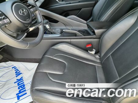 Hyundai Elantra 2023, фото 9