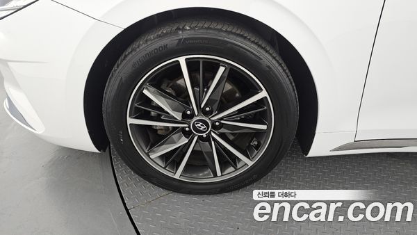 Hyundai Grandeur 2023, фото 5
