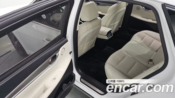 Hyundai Grandeur 2023, фото 16