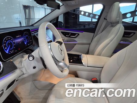 Mercedes-Benz EQE 2025, фото 11