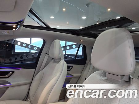 Mercedes-Benz EQE 2025, фото 14
