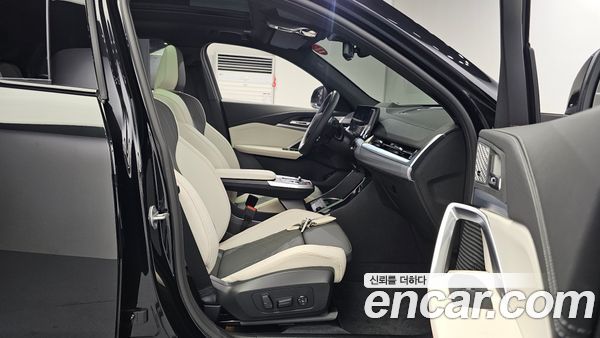 BMW X2 2025, фото 16