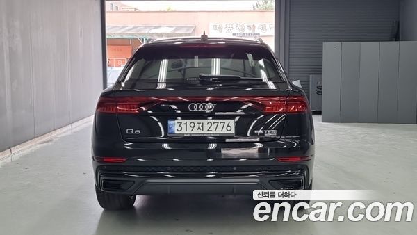 Audi Q8 2023, фото 3
