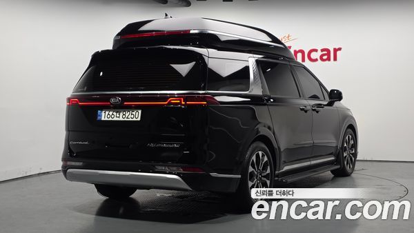 Kia Carnival 2021, фото 2