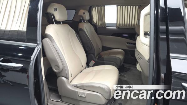 Kia Carnival 2021, фото 17