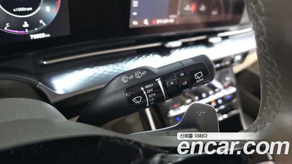 Kia Carnival 2021, фото 27