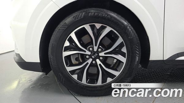 Kia Carnival 2021, фото 5