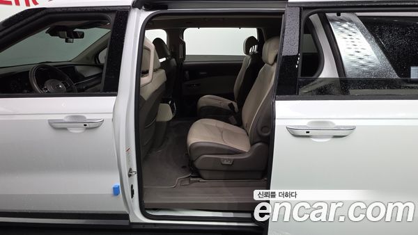 Kia Carnival 2021, фото 11