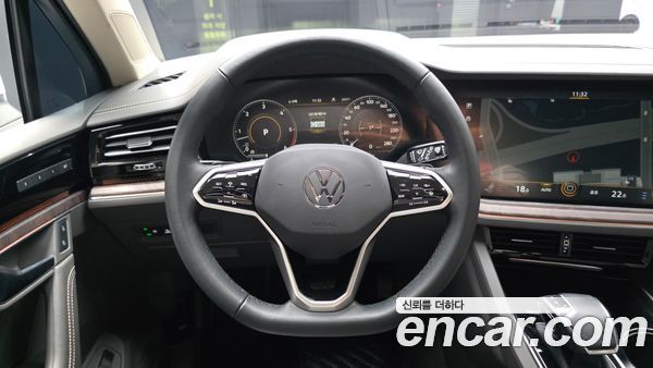 Volkswagen Touareg 2023, фото 19