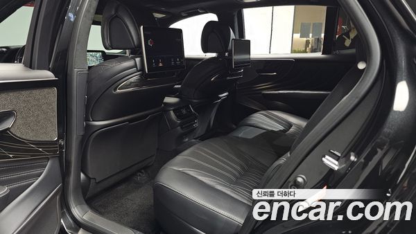 Lexus LS 2022, фото 15