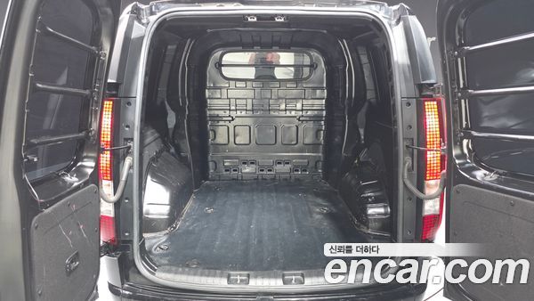 Hyundai Staria 2022, фото 26