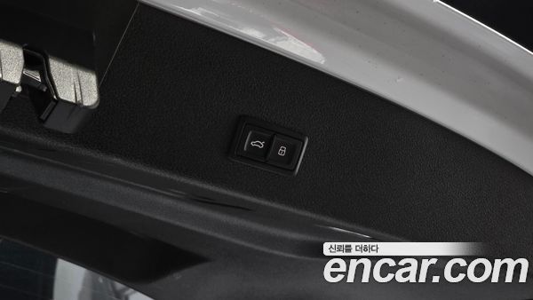Audi e-tron 2021, фото 20